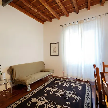 Suburbe 2* רומא
