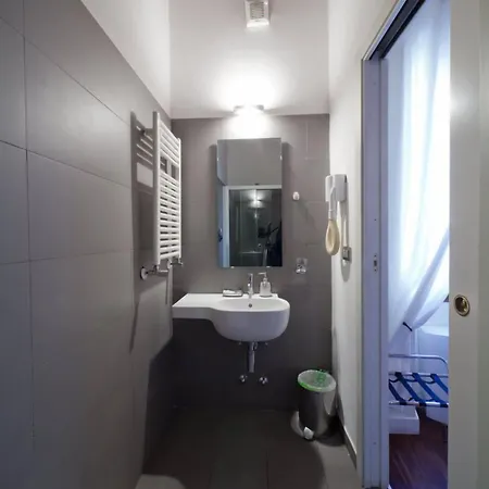 Suburbe 2* רומא